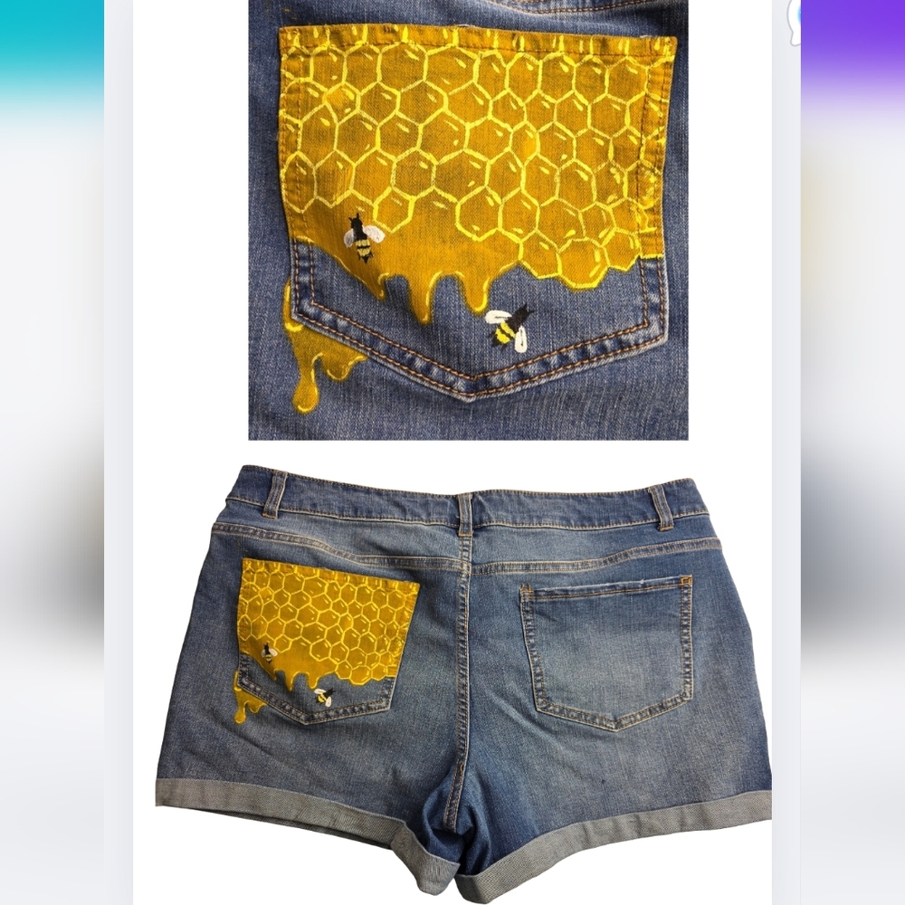 Time & Tru Size 16 Jean Shorts Yellow Bumble Bee Hand Fabric Painted Cg-2058